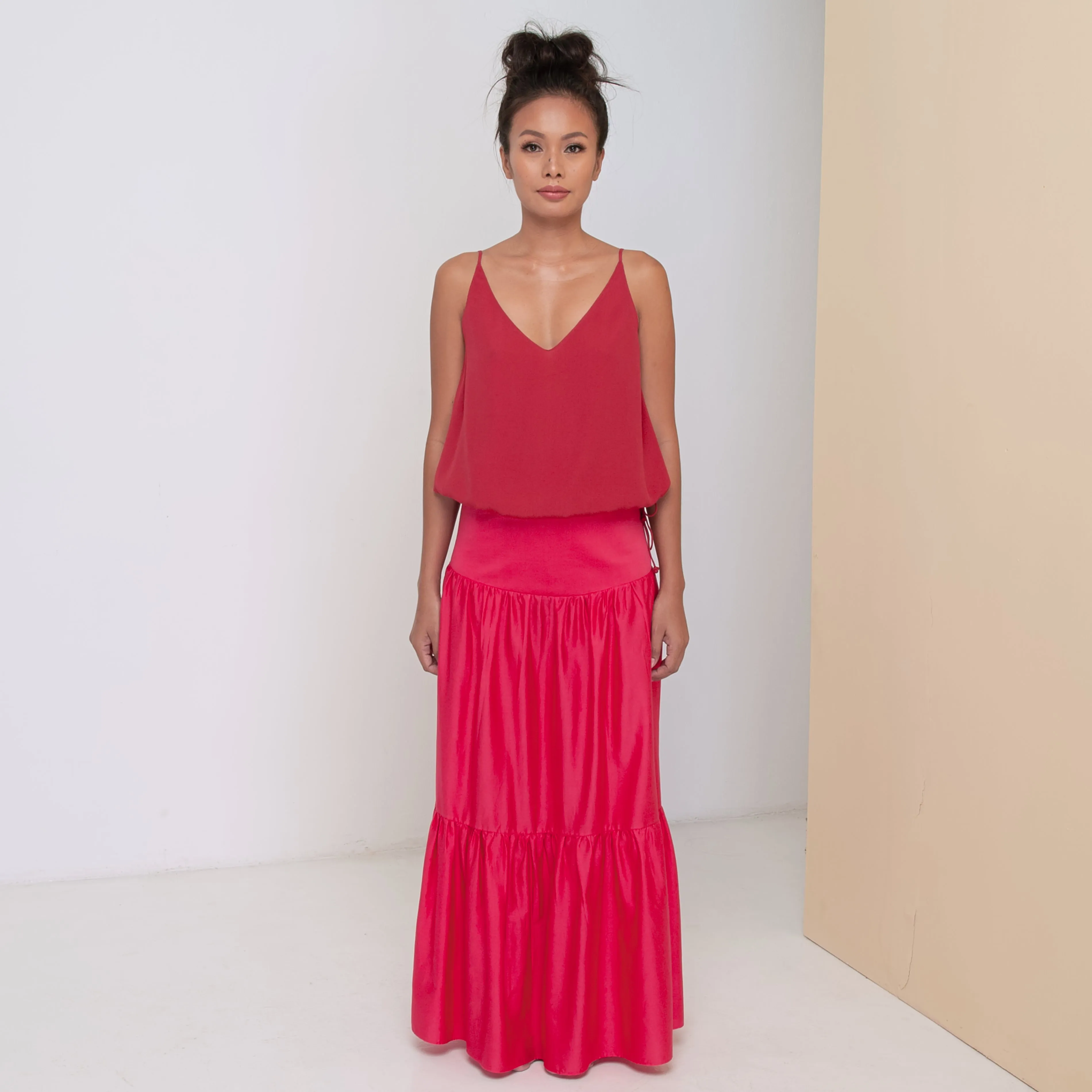RINKI V STRING CAMISOLE - Rayon Fujette Crepe | Dark Raspberry